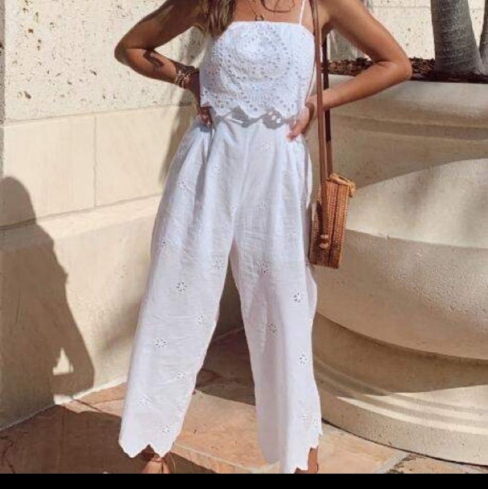 ⭐️ Host Pick⭐️ Harper White Cullotte jumpsuit Size XS